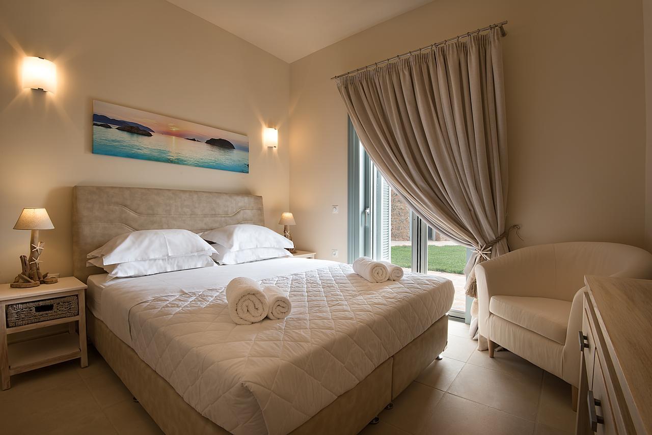 Villa Emerald ปอร์โตเฮลี ภายนอก รูปภาพ